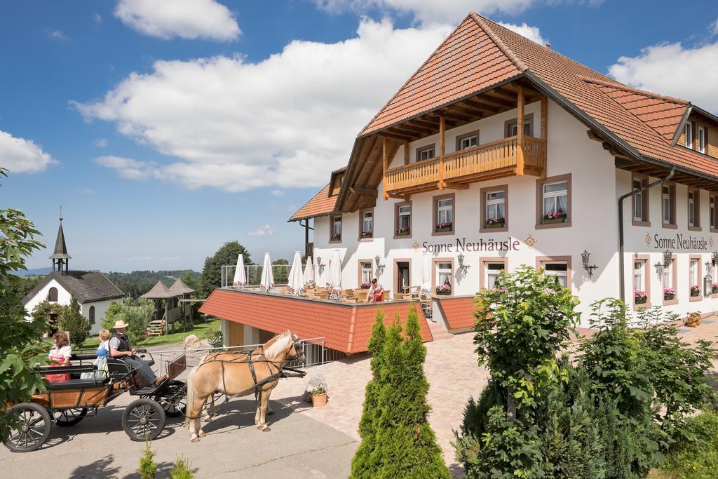 Gasthaus Sonne Neuhaeusle Sankt Märgen Exterior foto